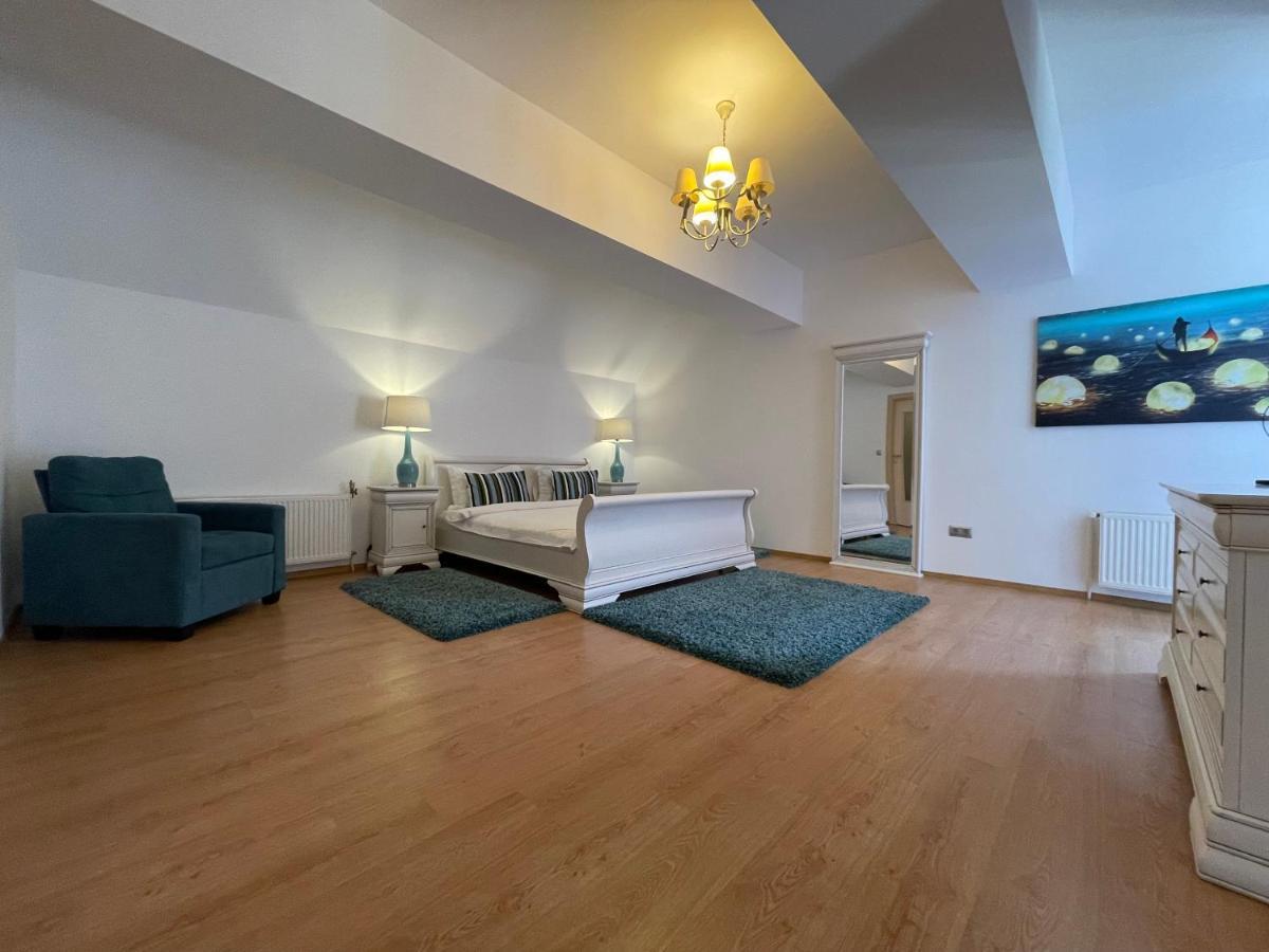 Kyra Luxury Penthouse Apartamento Sinaia Exterior foto