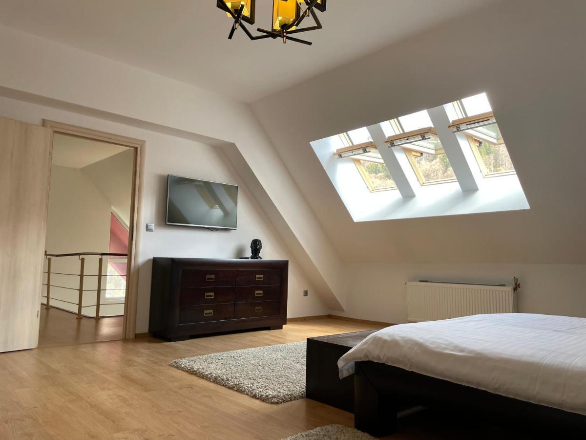 Kyra Luxury Penthouse Apartamento Sinaia Exterior foto