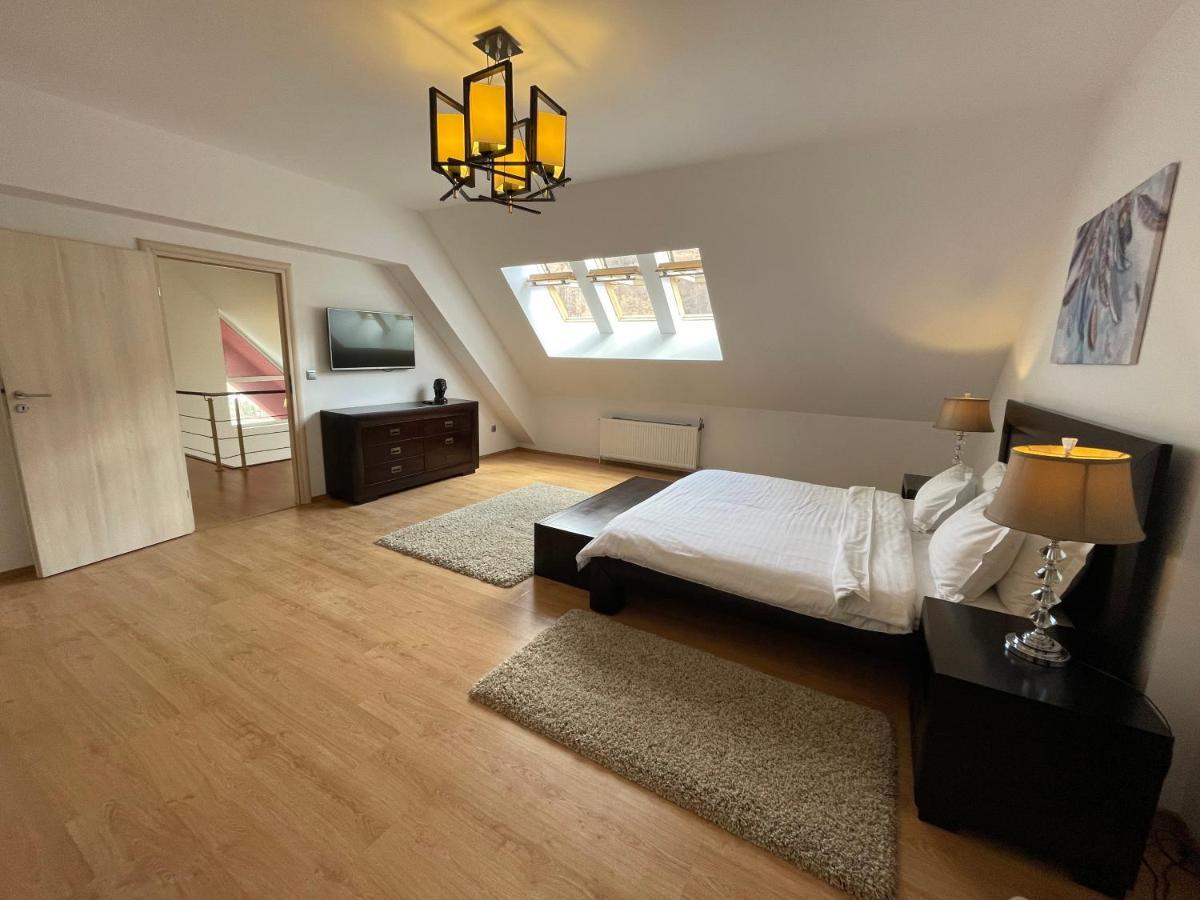 Kyra Luxury Penthouse Apartamento Sinaia Exterior foto