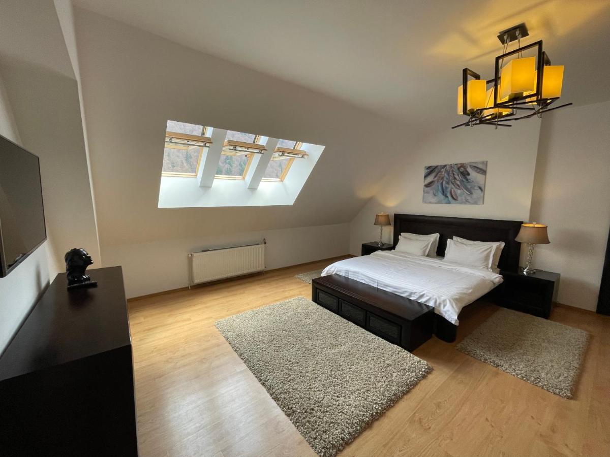 Kyra Luxury Penthouse Apartamento Sinaia Exterior foto